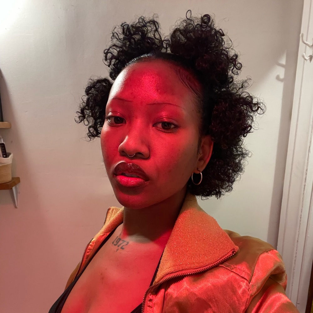 Meet your Posher, Amasheika